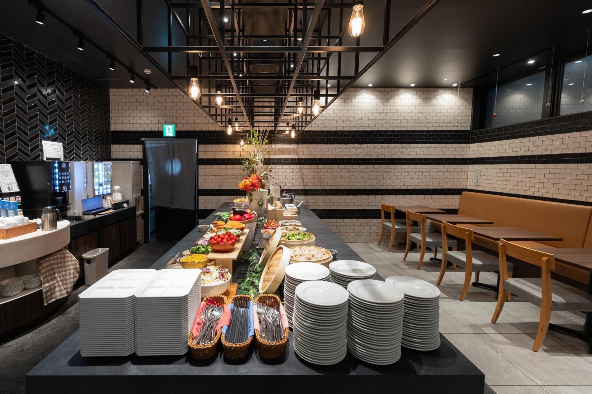 โรงแรม Joytel Shinsekai 4*
